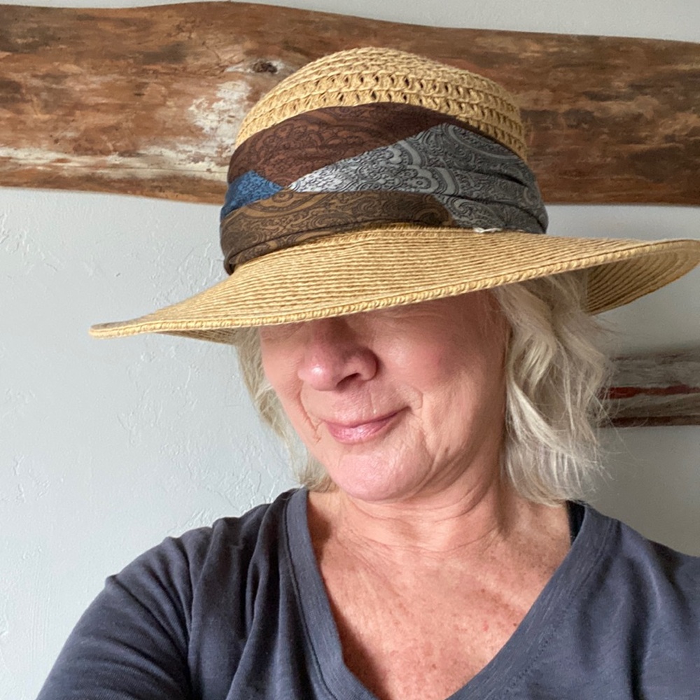 Beautiful Sun hat!